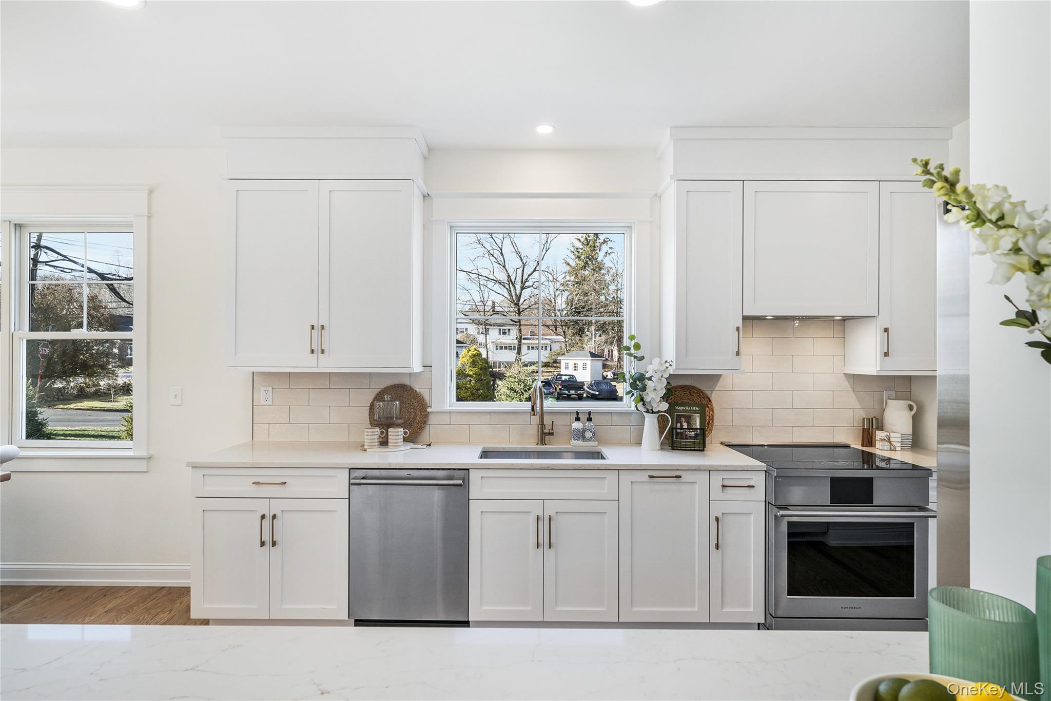2040 Crompond Road Unit: 6