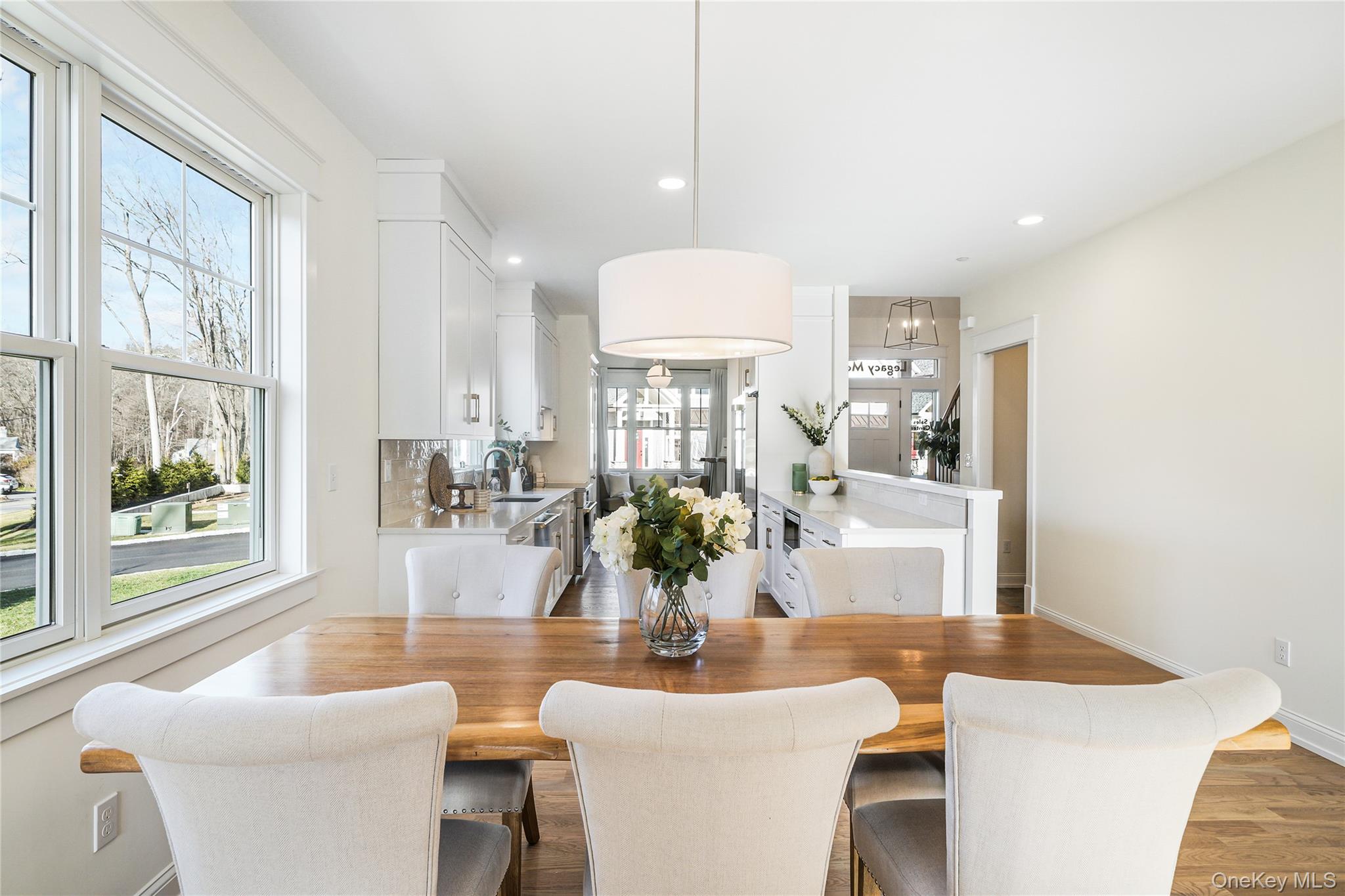 2040 Crompond Road Unit: 6