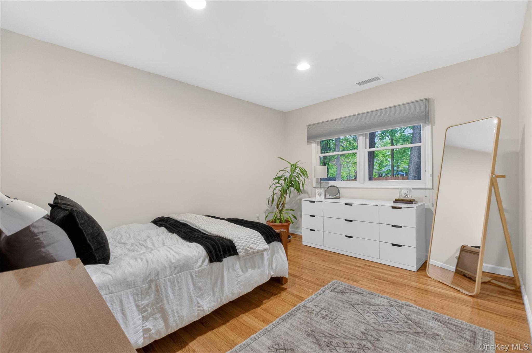 19 Scenic Drive