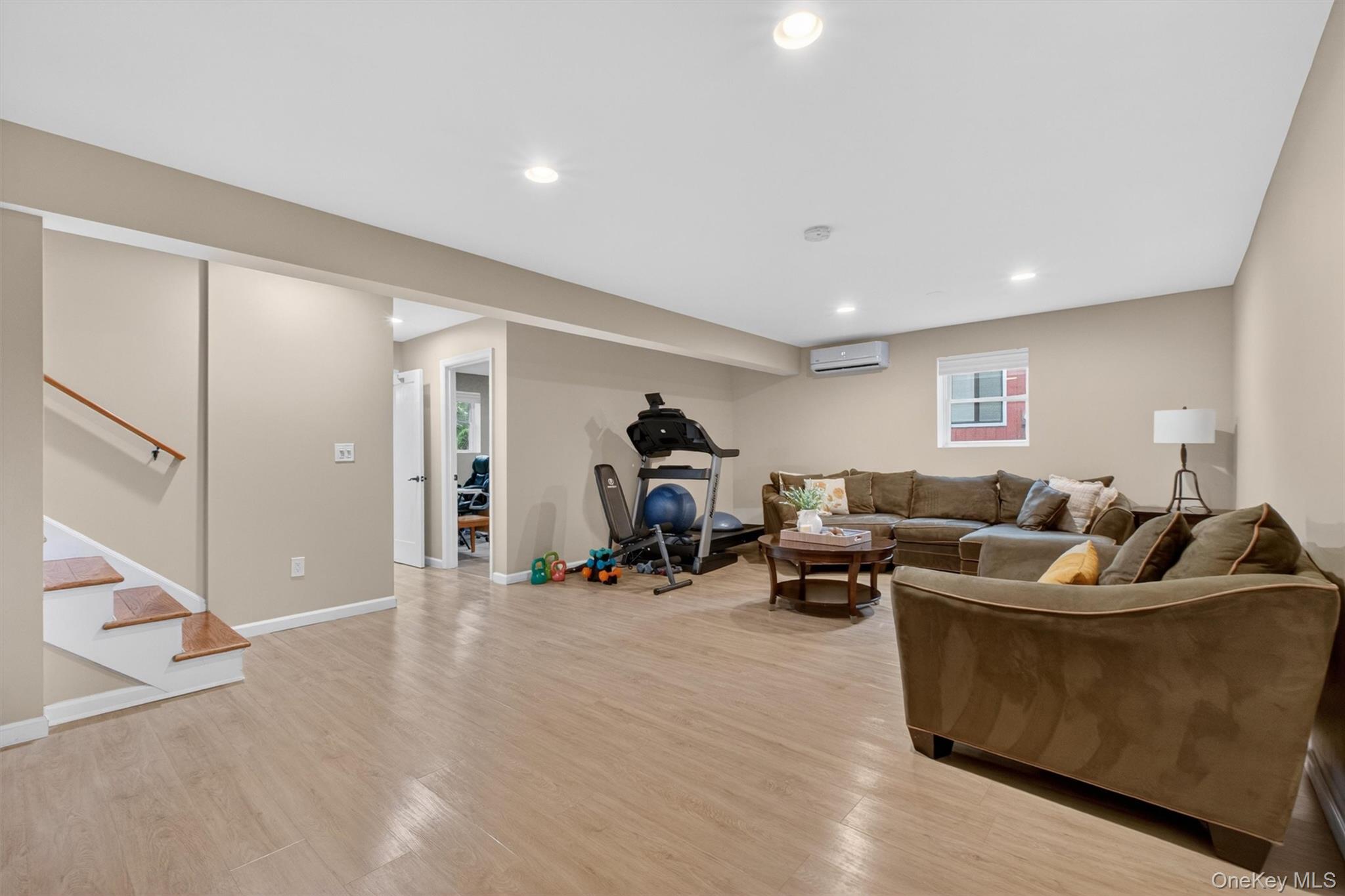 19 Scenic Drive