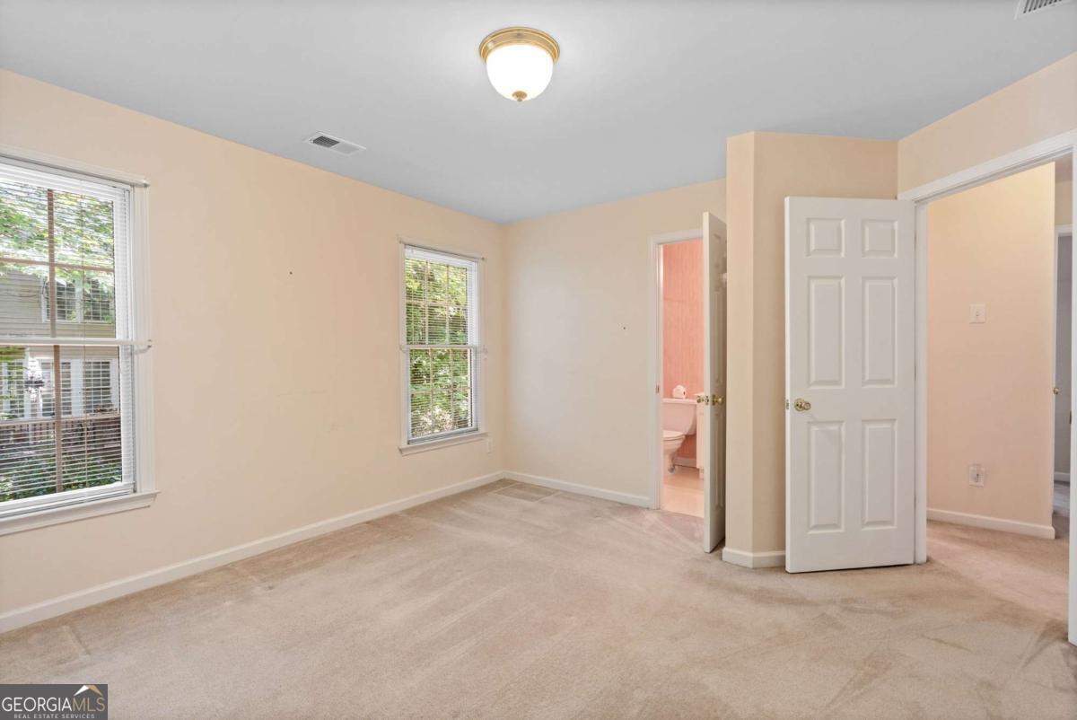 1765 Redbud Way