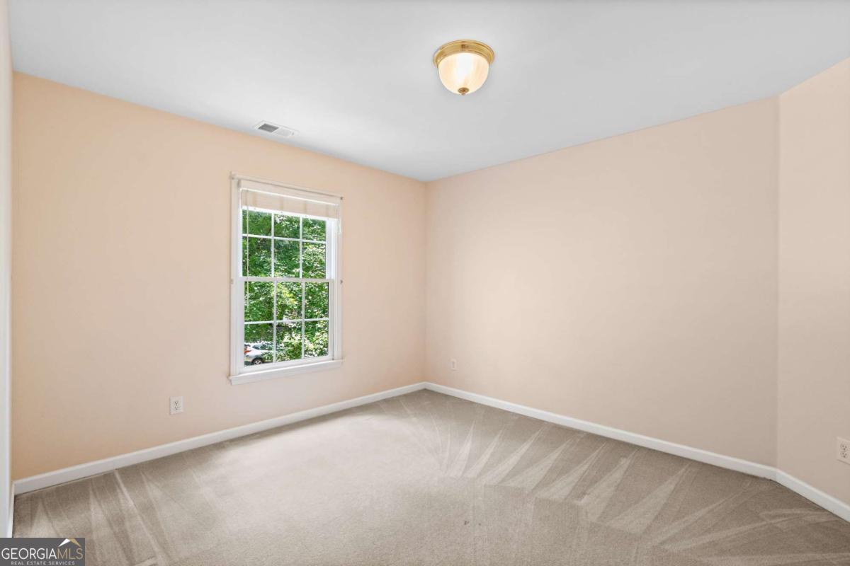 1765 Redbud Way