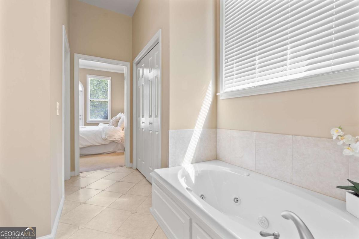 1880 Mayfield Road, Alpharetta