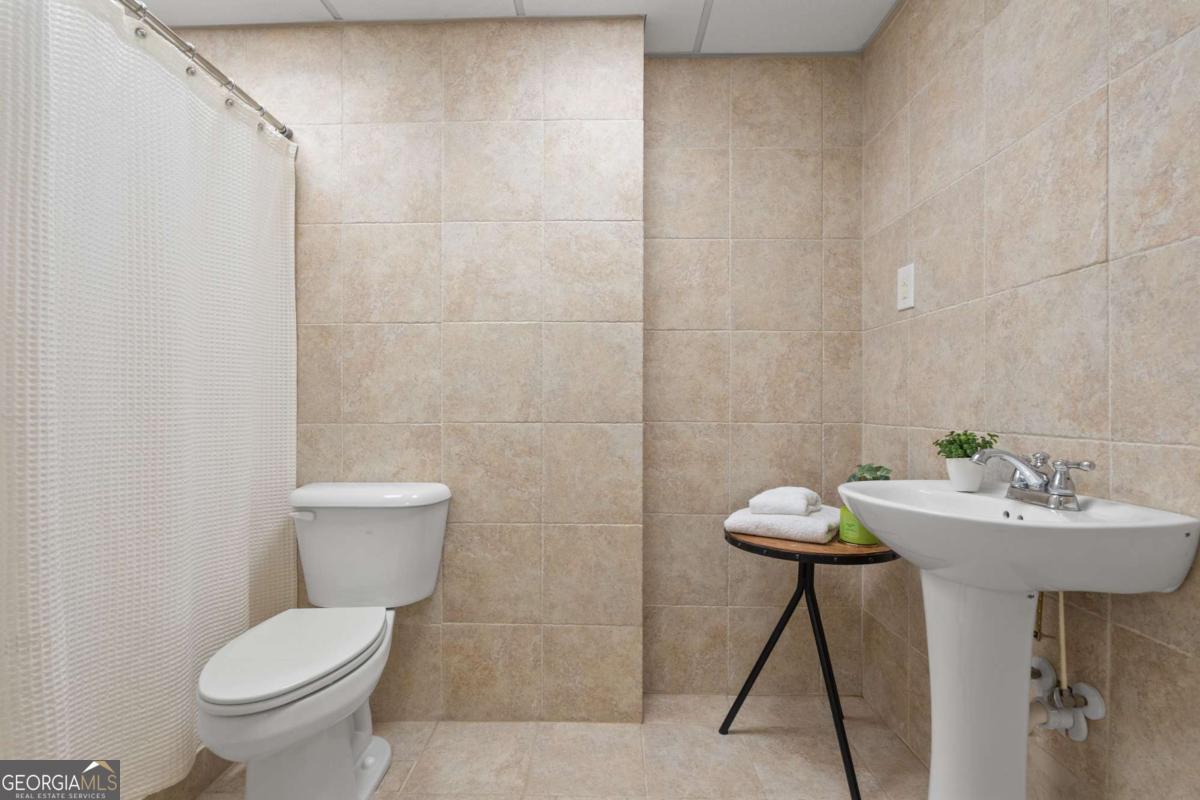 1880 Mayfield Road, Alpharetta