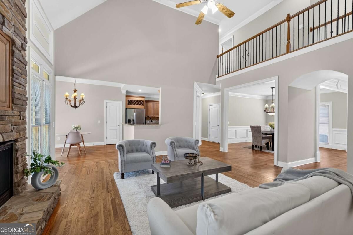 5755 Shoals Drive