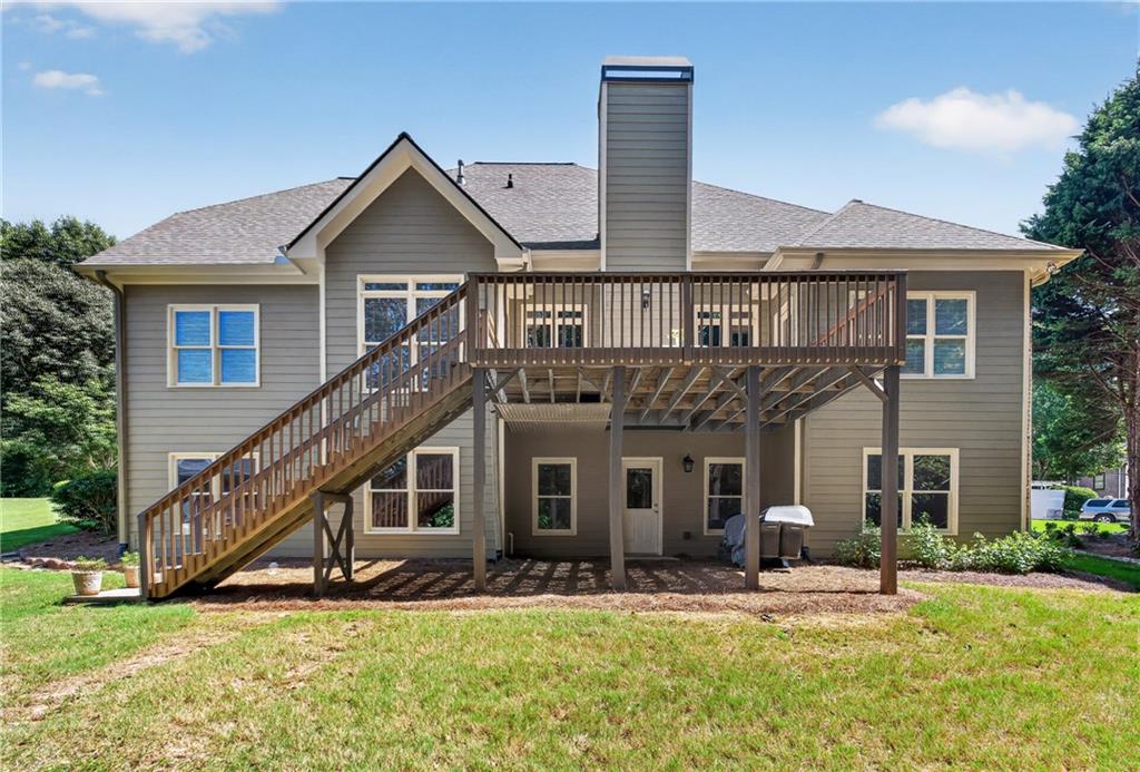 5755 Shoals Drive