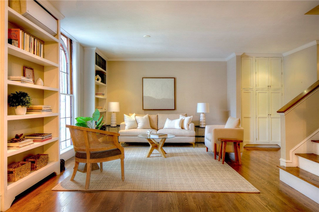 15 Clarke Street 8 & 13B