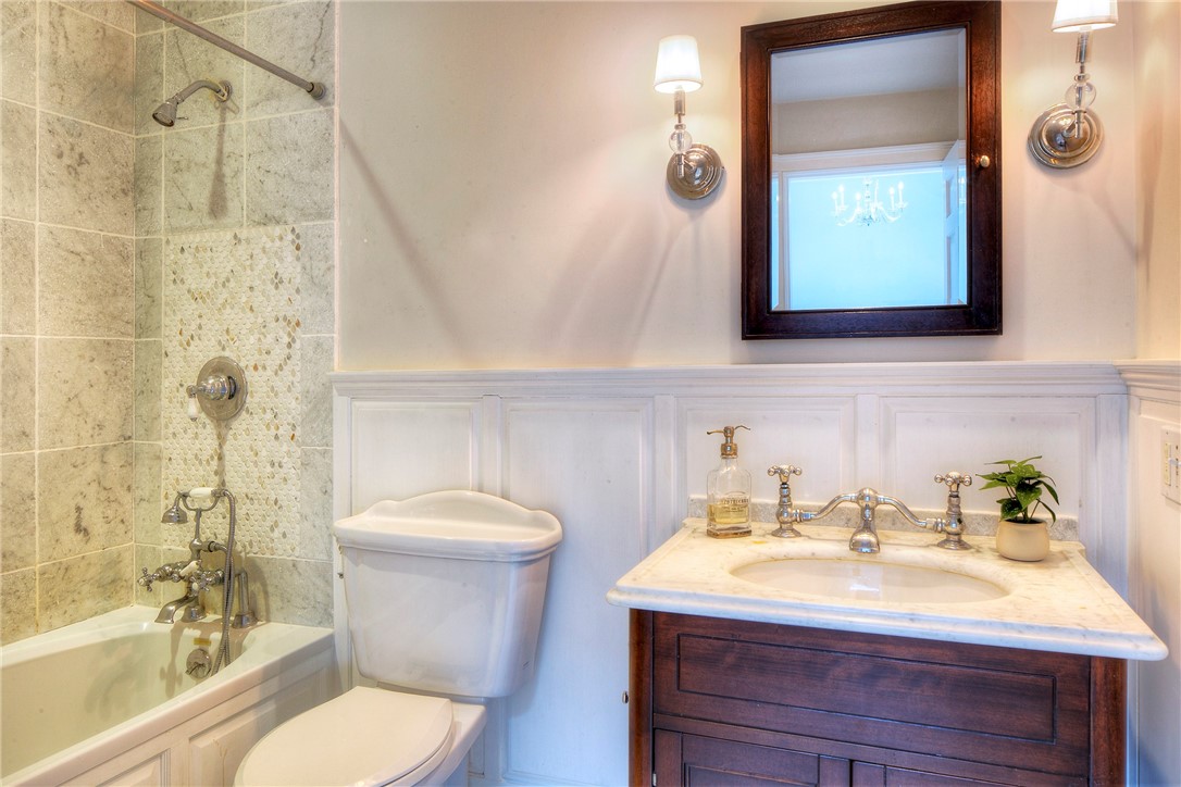 15 Clarke Street 8 & 13B