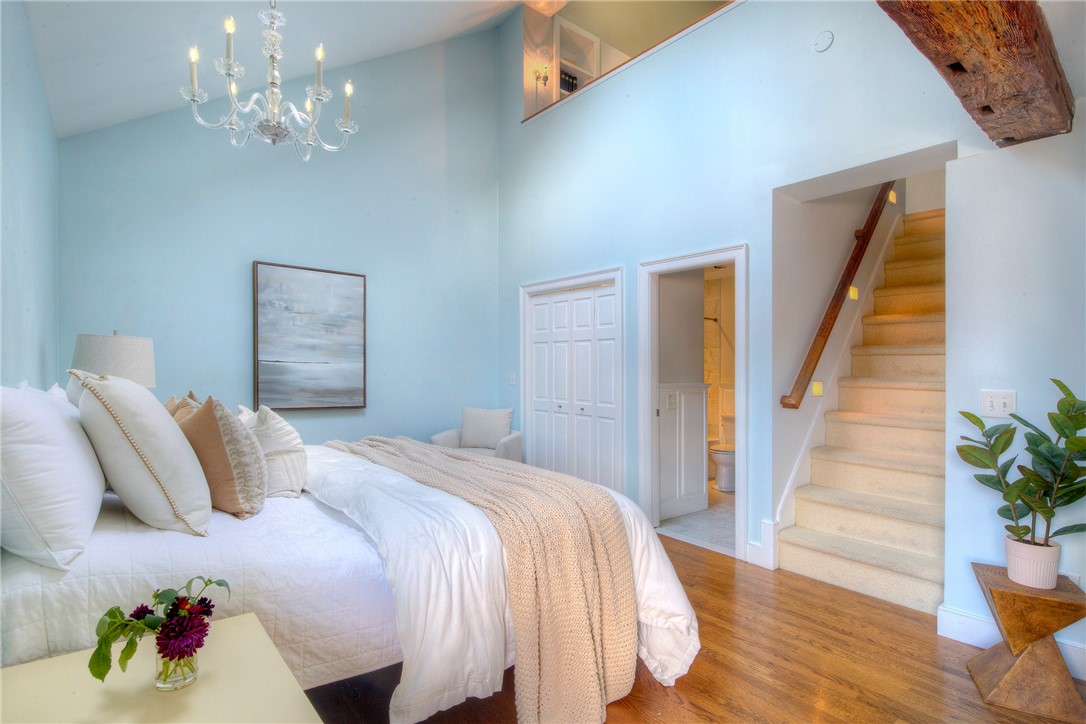 15 Clarke Street 8 & 13B