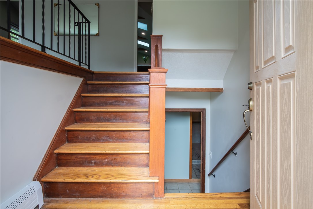25 Cheryl Avenue