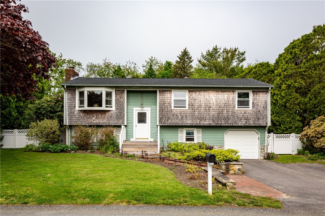 25 Cheryl Avenue