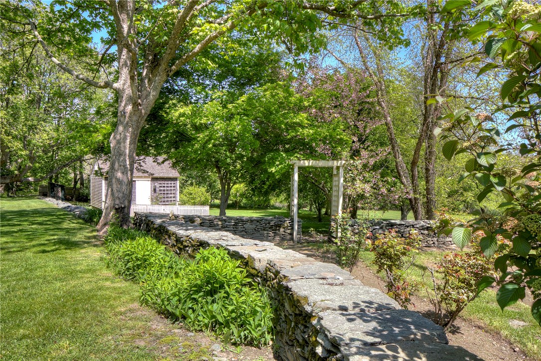 98 Locust Avenue