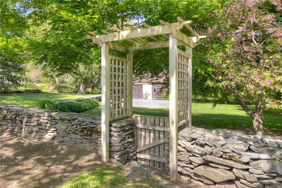 98 Locust Avenue
