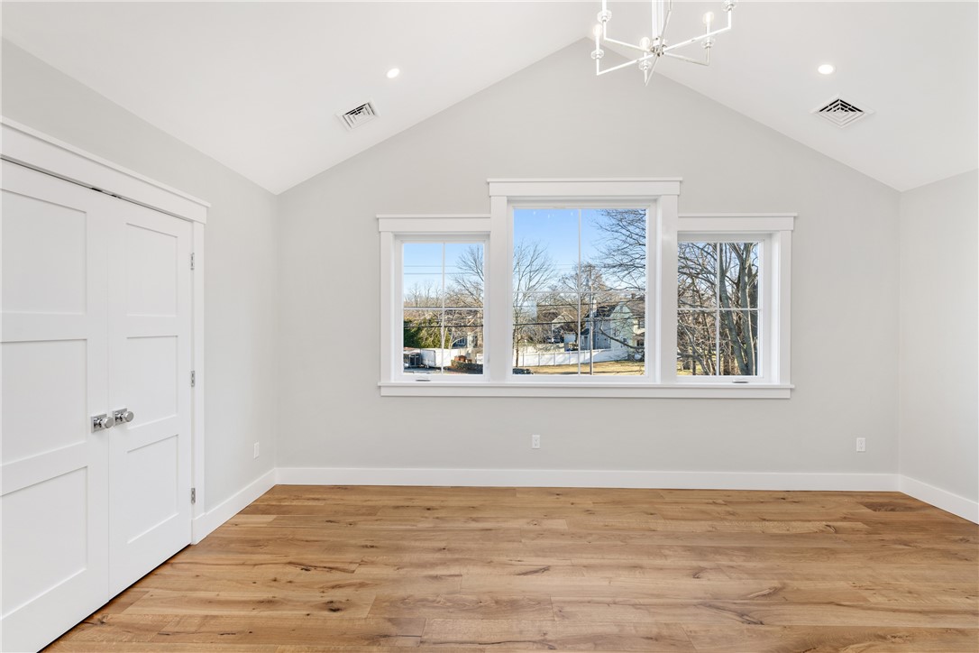 5 Maple Shade Court