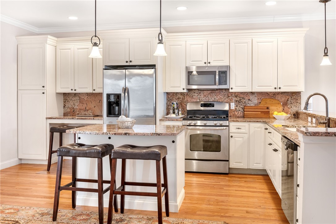 156 Bayridge Drive