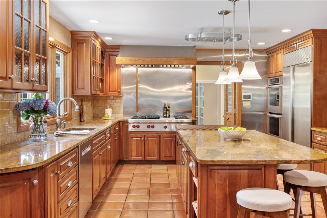 297 Black Point Lane