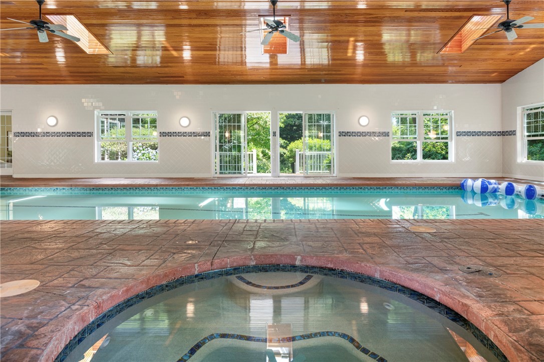 297 Black Point Lane