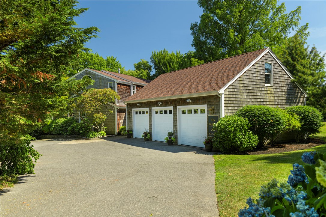 297 Black Point Lane