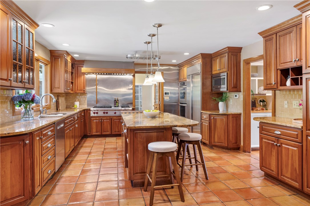 297 Black Point Lane