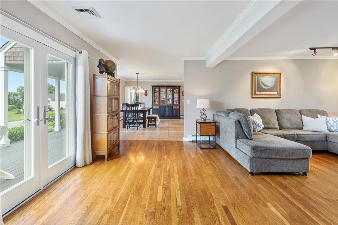 15 Roger Williams Court