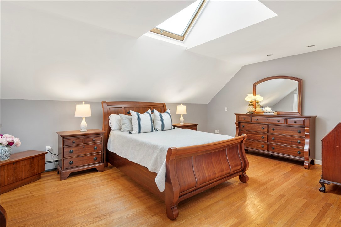 15 Roger Williams Court