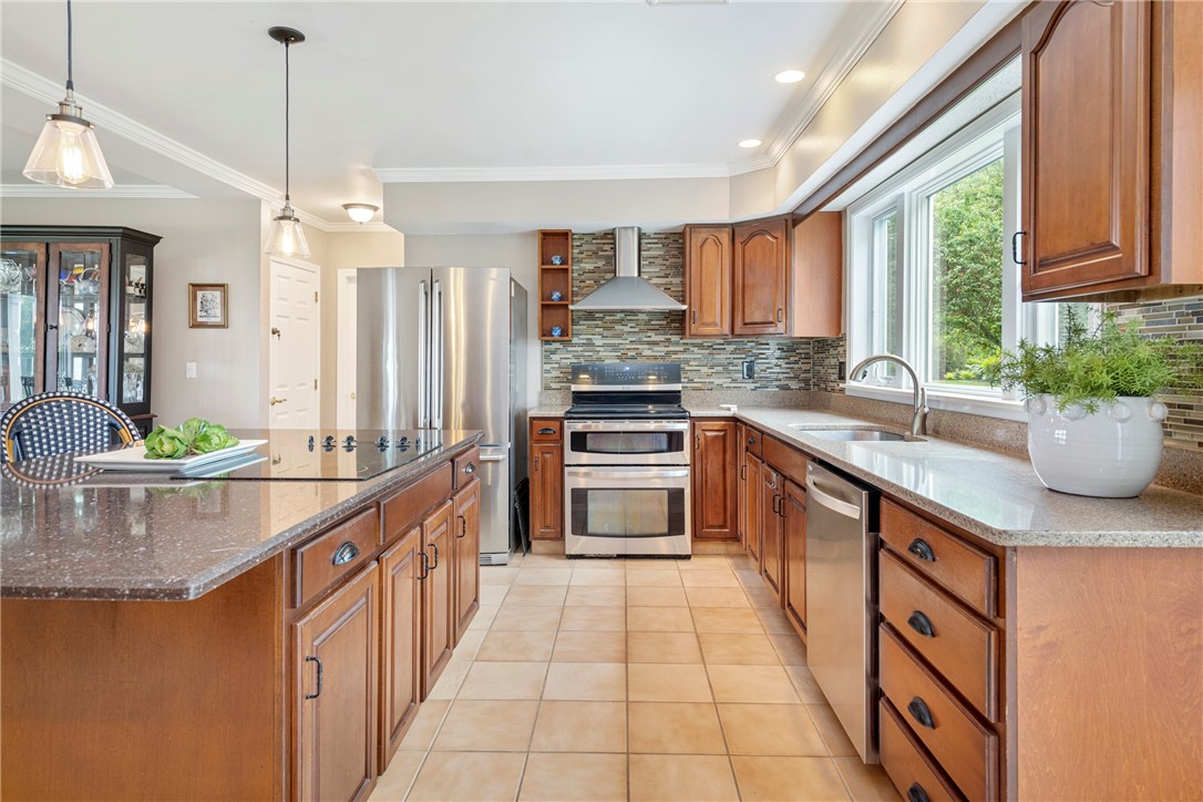 15 Roger Williams Court