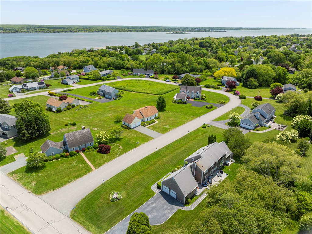 15 Roger Williams Court