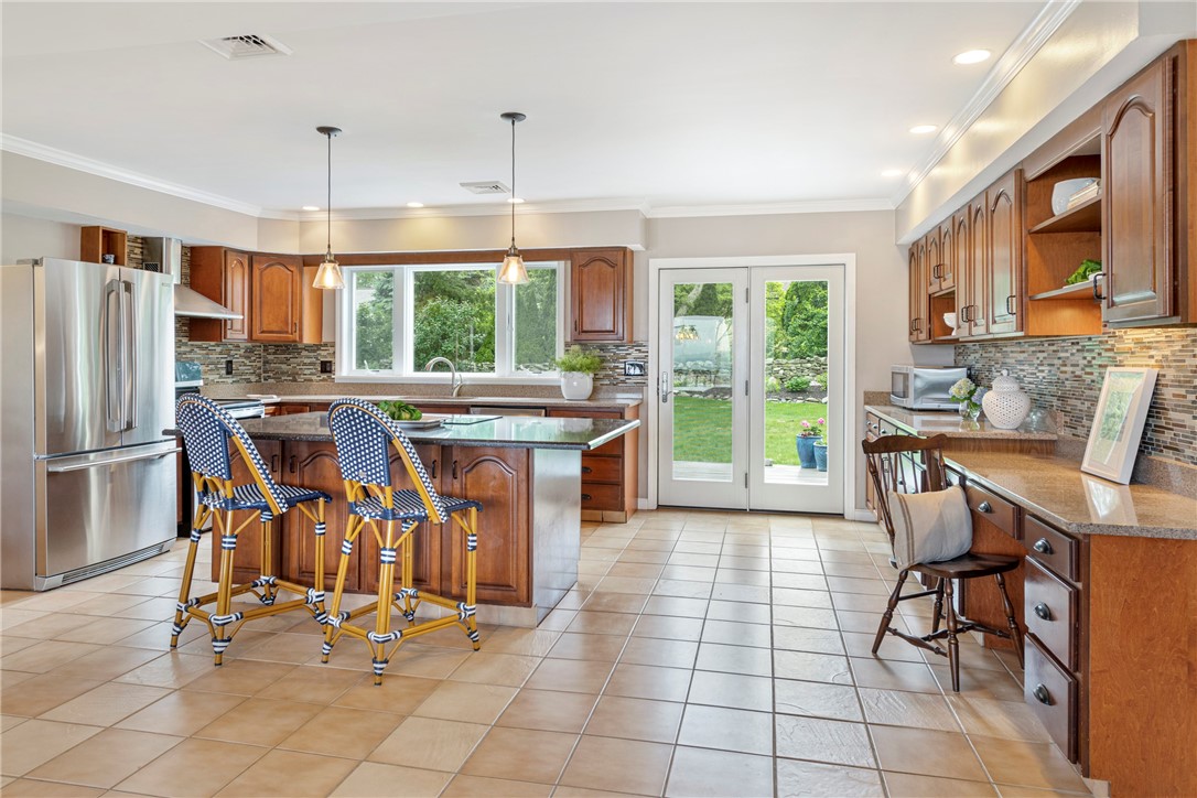 15 Roger Williams Court