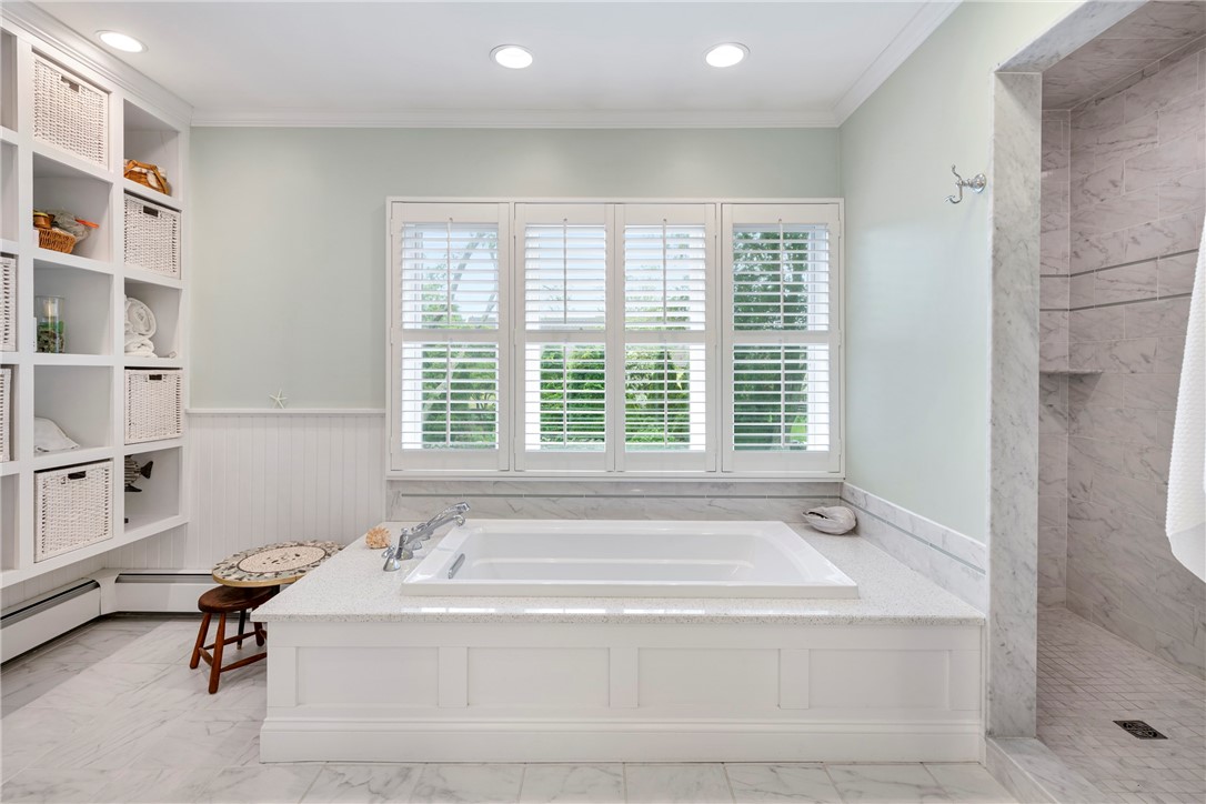 15 Roger Williams Court