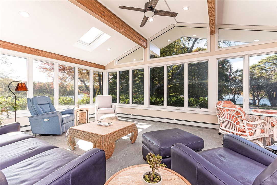 14 Woodlake Drive