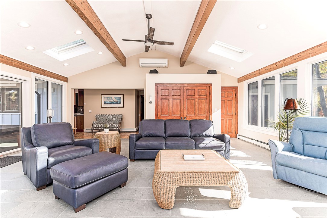 14 Woodlake Drive