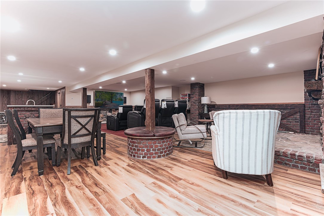 14 Woodlake Drive