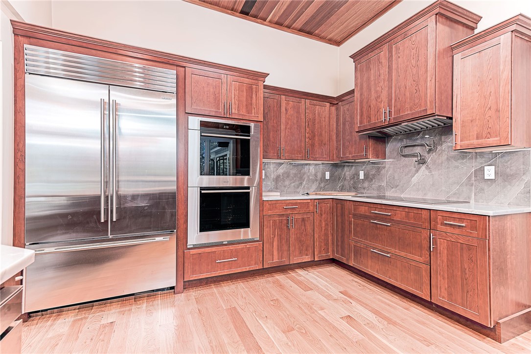 14 Woodlake Drive