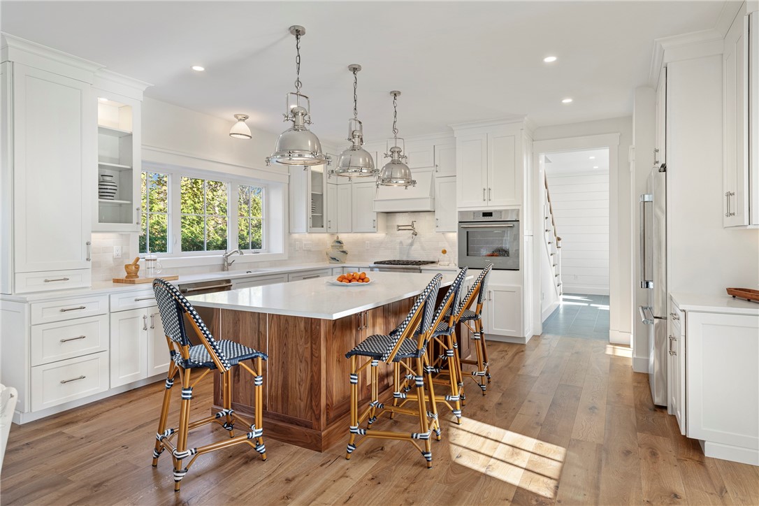 1 Knowlton Court