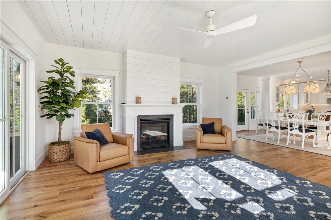 1 Knowlton Court