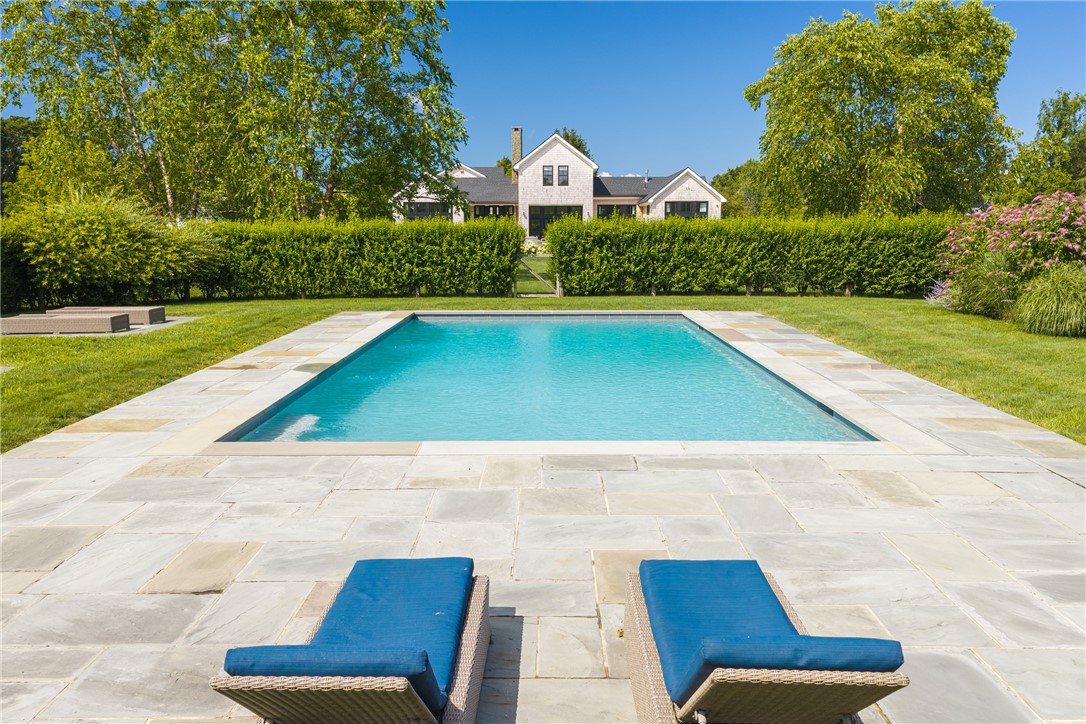 424 Third Beach Road