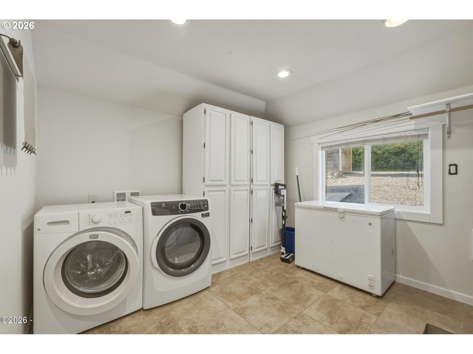 18305 WILSON RIVER HWY