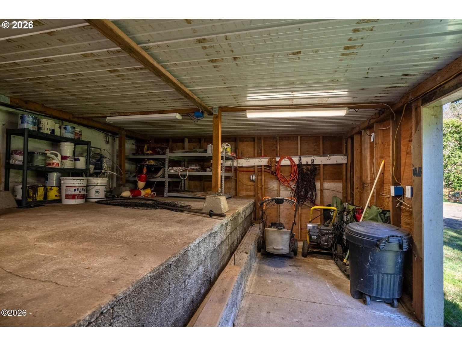 18305 WILSON RIVER HWY