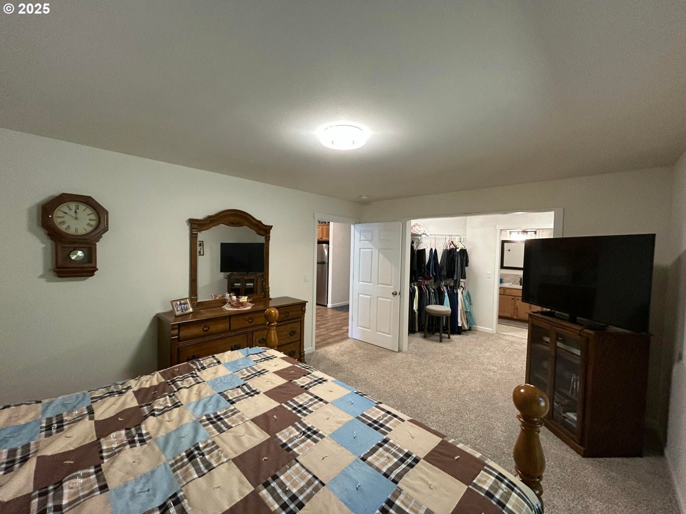 1690 SKYLINE DR