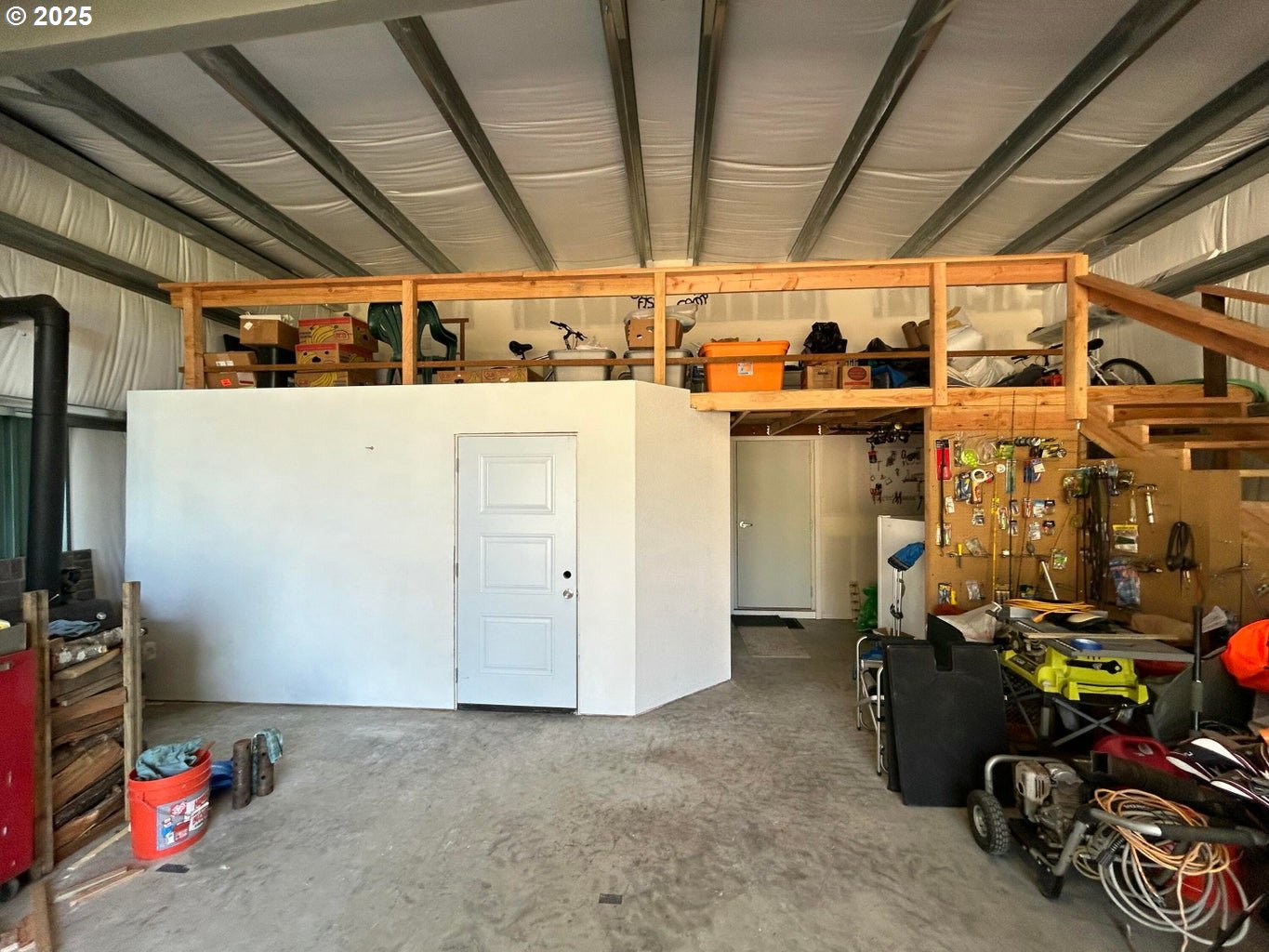 1690 SKYLINE DR