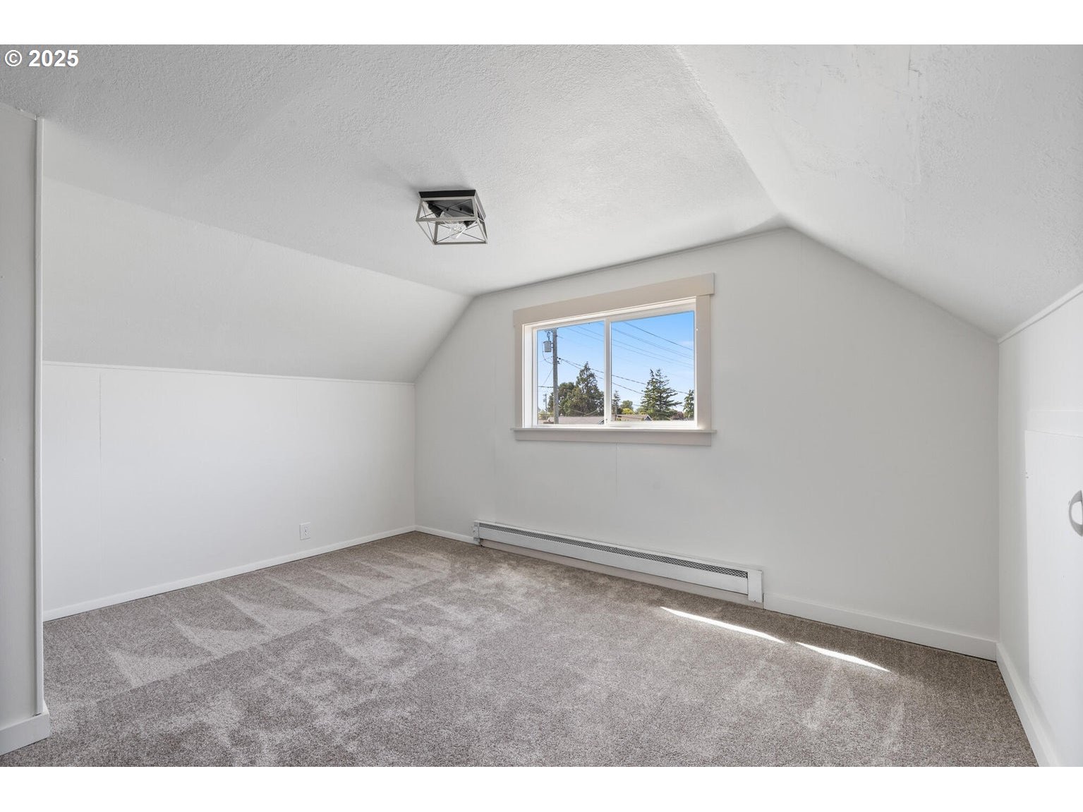 512 EVERGREEN DR
