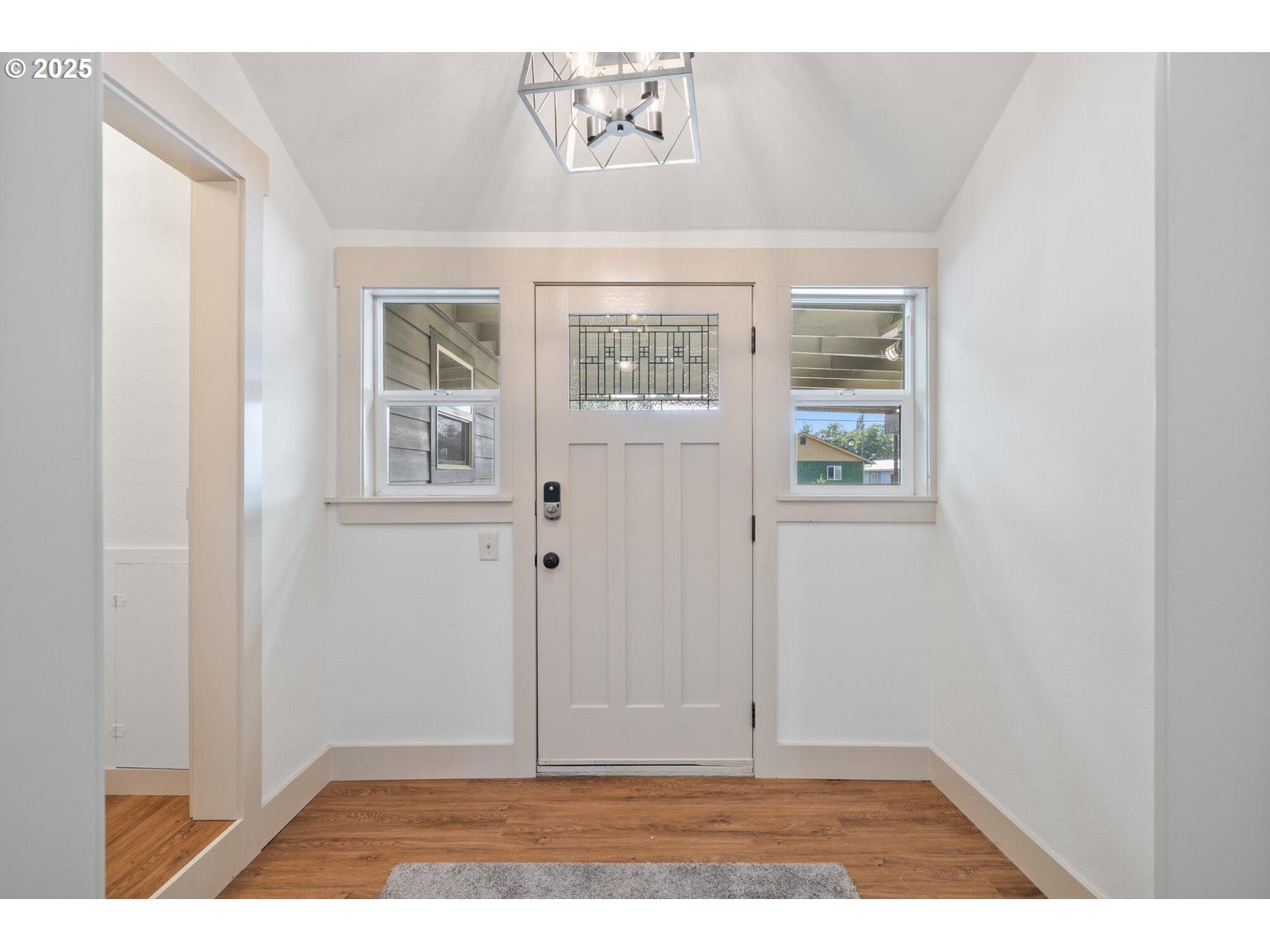 512 EVERGREEN DR