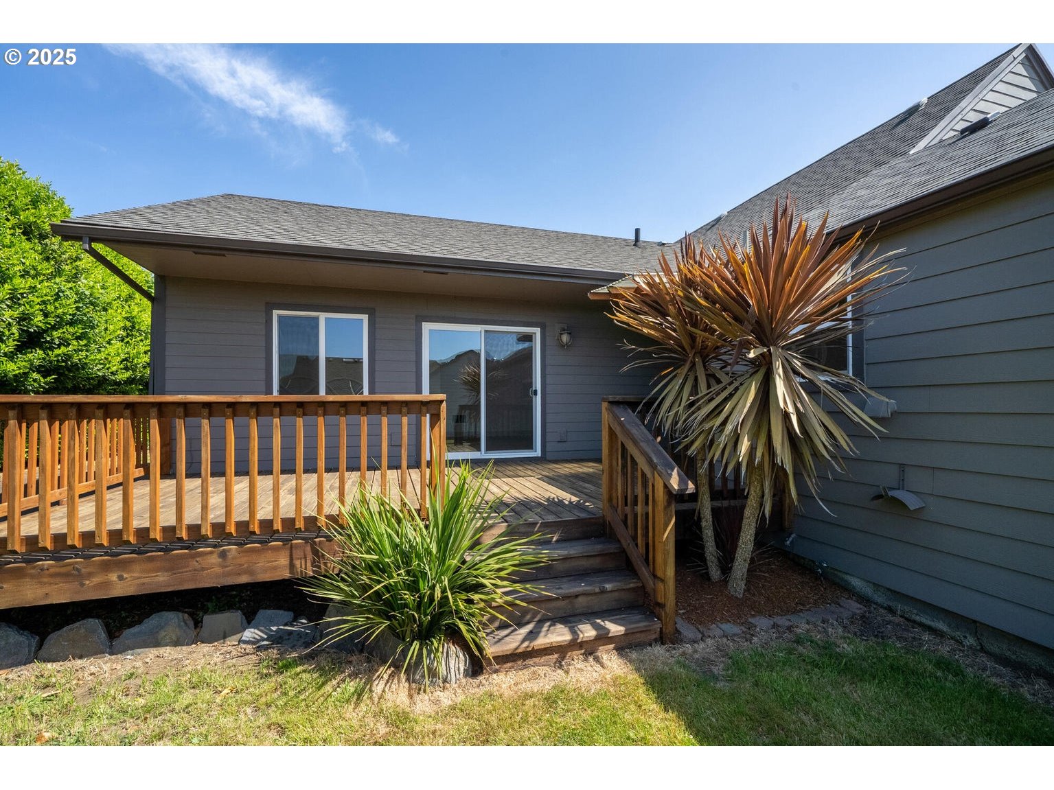 512 EVERGREEN DR