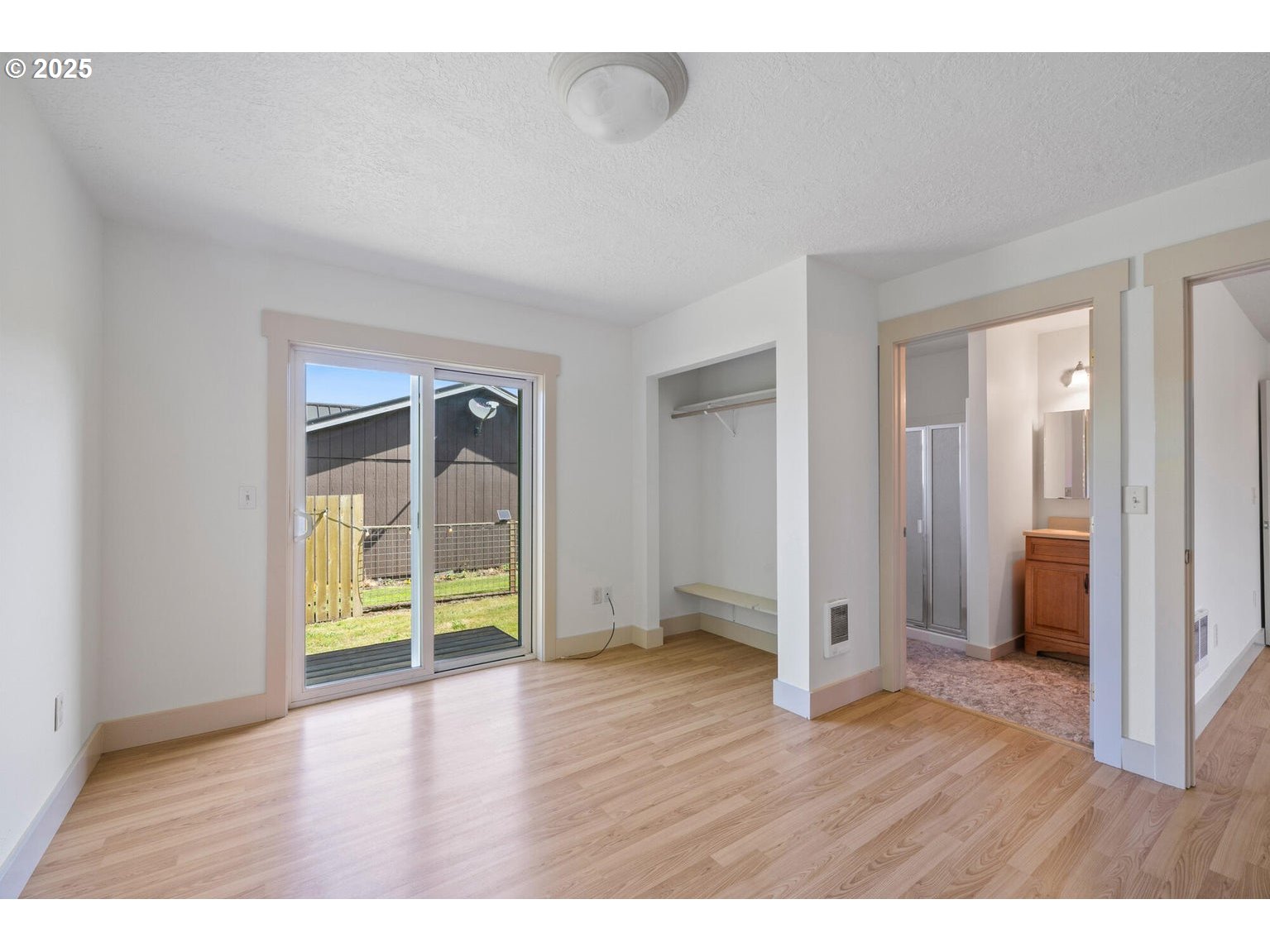 512 EVERGREEN DR