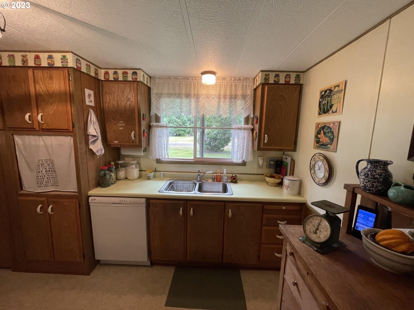 24695 RIVER BEND RD