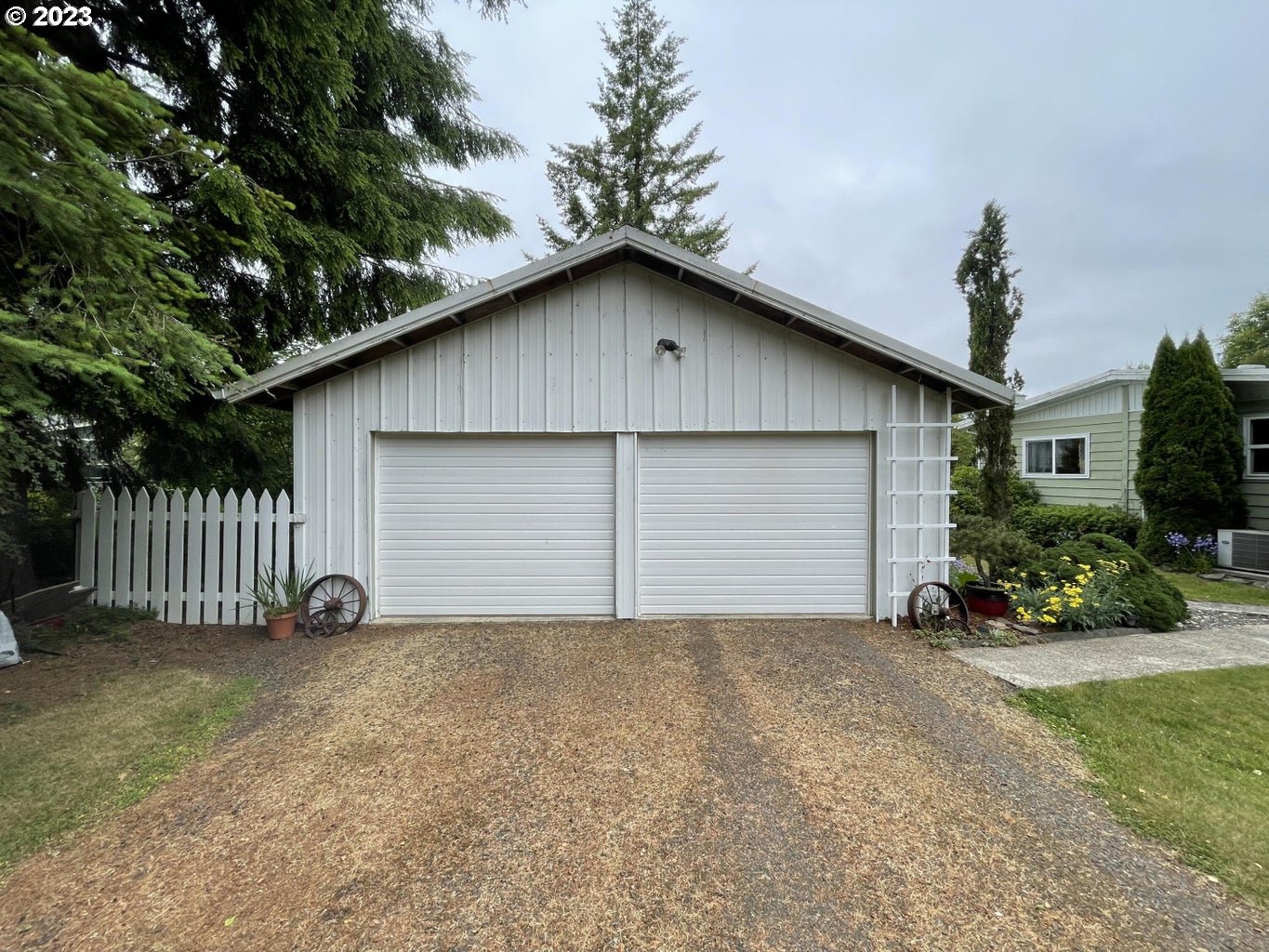 24695 RIVER BEND RD