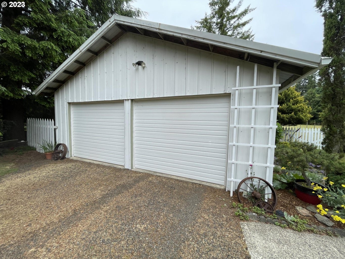 24695 RIVER BEND RD
