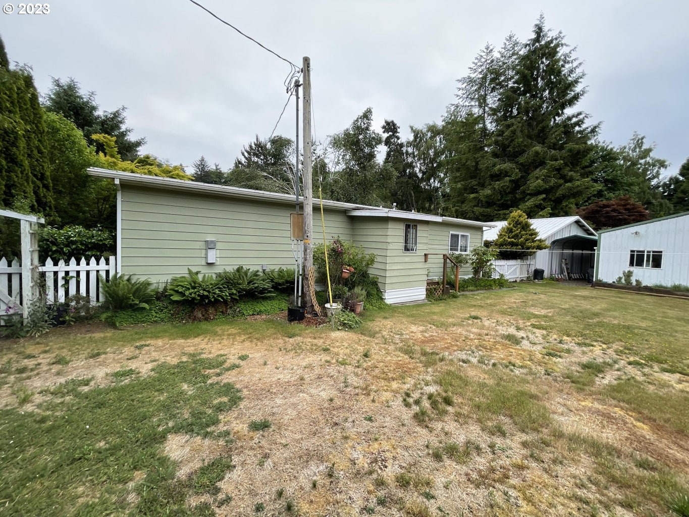 24695 RIVER BEND RD
