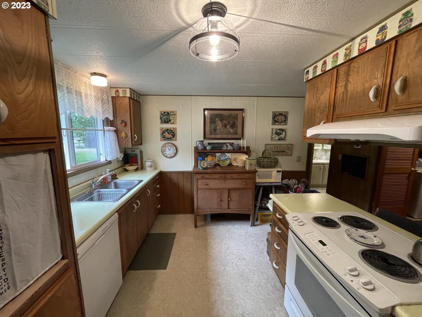24695 RIVER BEND RD