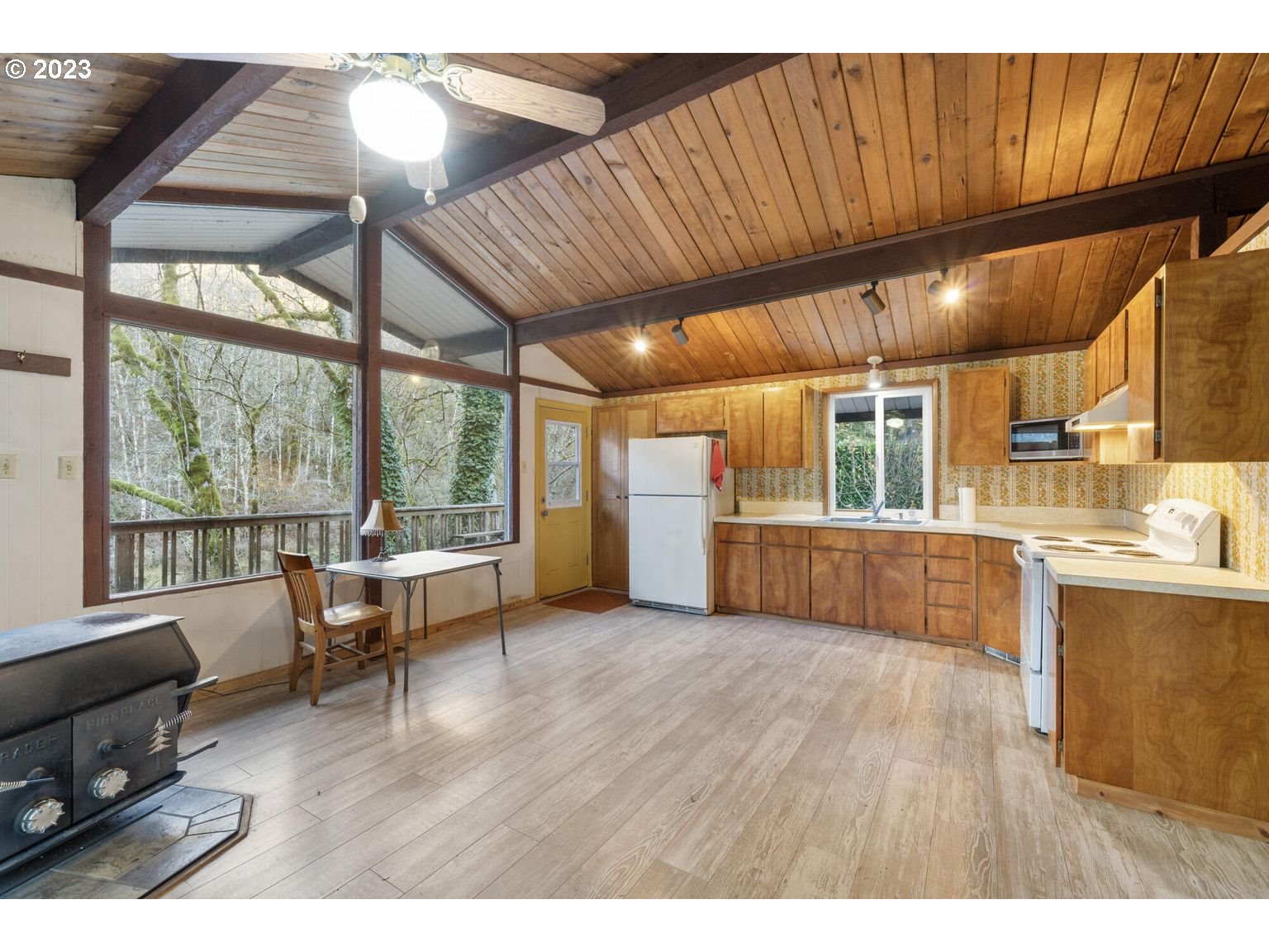 25330 WILSON RIVER HWY